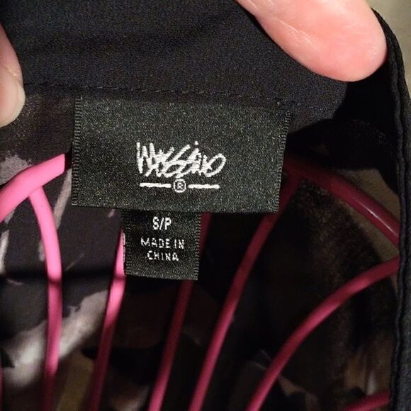 Massimo Black White Button up Sheer Blouse - Picture 4 of 9